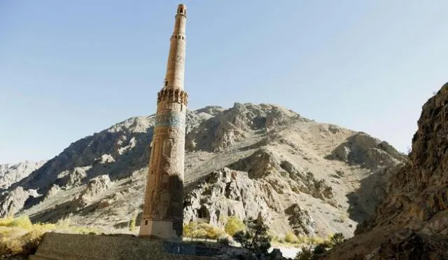 ପୋଡ଼ା ଇଟାରେ ତିଆରି ପଞ୍ଚଷଠି ମିଟର‌୍‌ ଉଚ୍ଚତାର ମିନାର