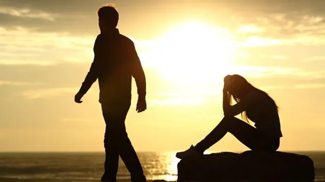 ବାହାନଗାରେ ଲଭ, ସେକ୍ସ, ଧୋକା! ପ୍ରେମିକ ଘରେ ଧକ୍କା ଖାଇ ହଟହଟା ହେଲେ 