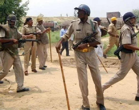 ଅଯୋଧ୍ୟା ରାୟ: ଚିନ୍ତା ବଢ଼ାଉଛି ସୋସିଆଲ ମିଡିଆ; ଘୃଣା ଓ ବିଦ୍ୱେଷ ପ୍ରସାର ଅଭିଯୋଗରେ ୪ ଗିରଫ, ୧୪ ଏଫ୍‌ଆଇଆର, ୬୭ ଆକାଉଣ୍ଟ ବ୍ଲକ୍‌