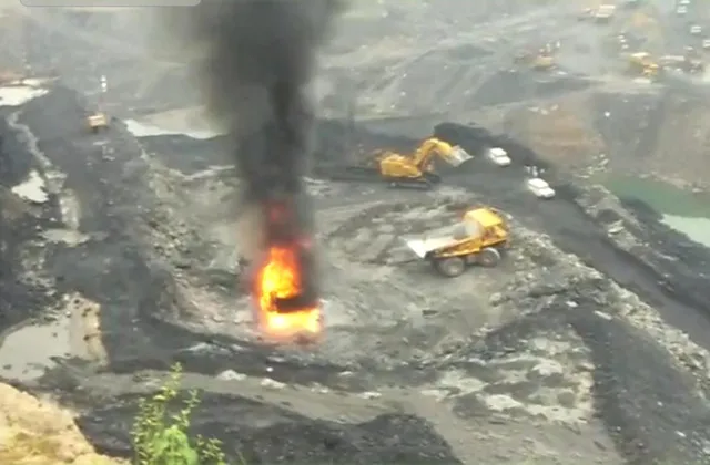 ଜଗନ୍ନାଥ କୋଇଲା ଖଣିରେ ଅଘଟଣ: ନିଆଁ ଲାଗି ଜଳିଗଲା ଲୋଡର