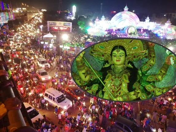 ମହାନବମୀରେ ଦେବୀ ମଣ୍ଡପରେ ଶ୍ରଦ୍ଧାଳୁଙ୍କ ଗହଳି, ଭୁବନେଶ୍ୱର ମୁଖ୍ୟ ରାସ୍ତା ଜାମ, ଆସନ୍ତାକାଲି ରାବଣ ପୋଡ଼ି ପାଇଁ ପ୍ରସ୍ତୁତି ଜାରି