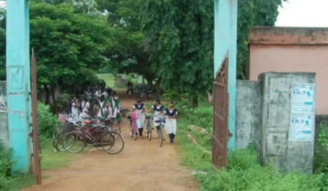 ଉଚ୍ଚଶିକ୍ଷାର ବିକାଶ କେମିତି ହେବ? ୮୯୫ ଶିକ୍ଷାନୁଷ୍ଠାନର ନାହିଁ ନାକ୍‌