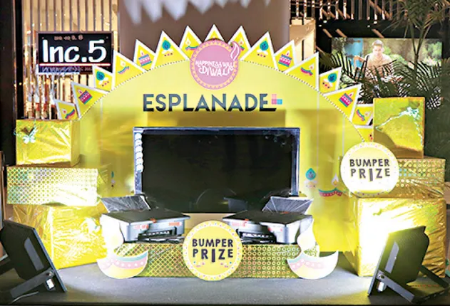 ଏସ୍‌ପ୍ଲାନେଡ୍ ୱାନ୍‌ରେ ଦୀପାବଳି ଉତ୍ସବ