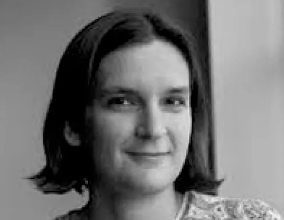 ଝରକା, ଏସ୍‌ଥର ଓ ଲିଙ୍ଗଗତ ବିଦ୍ବେଷ!