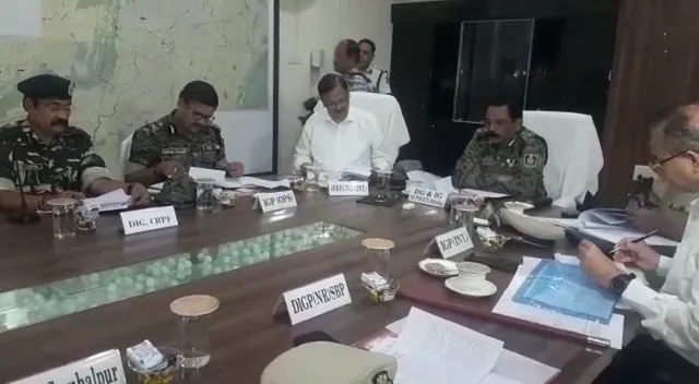 ବିଜେପୁର ଉପନିର୍ବାଚନ ନେଇ ପୁଲିସ ଡିଜିଙ୍କ ସମୀକ୍ଷା ବୈଠକ