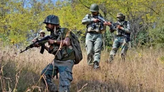 ଜମ୍ମୁ-କଶ୍ମୀରରେ ପ୍ରବେଶ ପାଇଁ ୫୦୦ ଆତଙ୍କବାଦୀ ଅପେକ୍ଷା କରି ରହିଛନ୍ତି