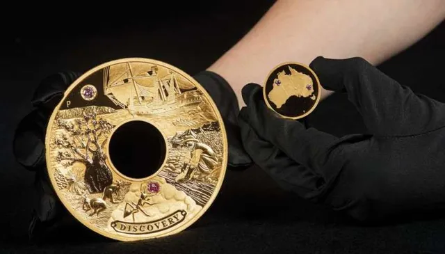 ୧୩ କୋଟି ଟଙ୍କାର ସ୍ୱର୍ଣ୍ଣ ମୁଦ୍ରା