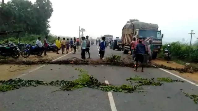 ହାତୀ ଆକ୍ରମଣରେ ଜଣେ ମୃତ, ପ୍ରତିବାଦରେ କାମାକ୍ଷାନଗର ମୁଖ୍ୟରାସ୍ତା ଅବରୋଧ