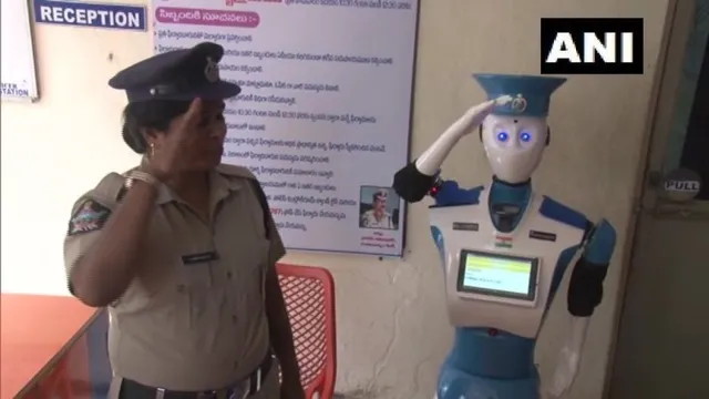 ଲୋକଙ୍କ ଅଭିଯୋଗ ଶୁଣିବ ରୋବଟ, ପୁଲିସରେ ସାମିଲ ହେଲା ରୋବଟ 'ସାଇବିରା'