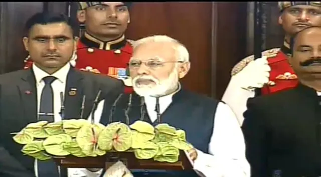 ସମ୍ବିଧାନ ଦେଶର ଏକତା ଓ ଅଖଣ୍ଡତାକୁ ଅକ୍ଷୁଣ୍ଣ ରଖିଛି :ପ୍ରଧାନମନ୍ତ୍ରୀ ନରେନ୍ଦ୍ର ମୋଦୀ