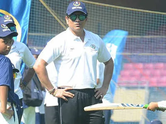 ଏବେ ବିଶ୍ୱସ୍ତରୀୟ ଦ୍ରୁତ ବୋଲର ସଂଖ୍ୟା କମ ଥିବାରୁ ଟେଷ୍ଟ ମ୍ୟାଚ୍‌ରେ ପ୍ରତିଦ୍ୱନ୍ଦ୍ୱିତା ଦେଖିବାକୁ ମିଳୁ ନାହିଁ: ସଚିନ ତେନ୍ଦୁଲକର