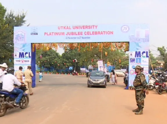 ଓଡ଼ିଆ ଫଳକକୁ ନେଇ ଉଠିଲା ବିବାଦ, ଓଡ଼ିଆ ଭାଷା ସ୍ଥାନ ପାଇନଥିବାରୁ ଭାଷା ପ୍ରେମୀଙ୍କ ମଧ୍ୟରେ ଅସନ୍ତୋଷ 