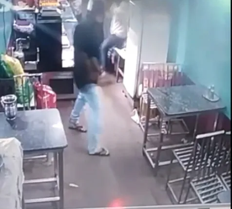 ସାମ୍ନାକୁ ଆସିଲା ଗତକାଲି ବ୍ରଜରାଜନଗରରେ ଘଟିଥିବା ଗୁଳିକାଣ୍ଡର ଲୋମଟାଙ୍କୁରା ଭିଡିଓ