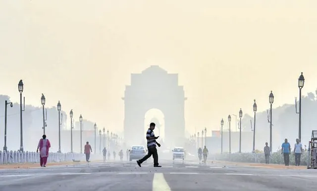 ‘ସିଭିୟର ପ୍ଲସ୍‌’ ‌ଶ୍ରେଣୀରେ ଦିଲ୍ଲୀର ବାୟୁ, କେନ୍ଦ୍ର ସରକାର ଡାକିଲେ ଉଚ୍ଚସ୍ତରୀୟ ବୈଠକ