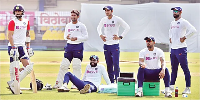 ଇନ୍ଦୋରରେ ‘ଗୋଲାପି ବଲ୍’ରେ ଅଭ୍ୟାସ କଲେ ଭାରତ ଏବଂ ବାଂଲାଦେଶ