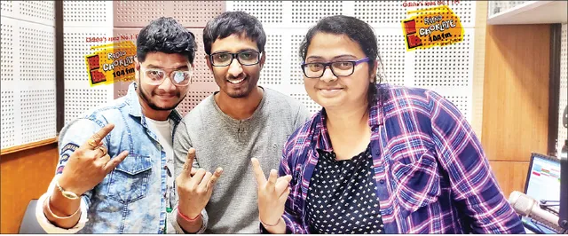 ରେଡିଓ ଚକଲେଟ୍‌ ଷ୍ଟୁଡିଓରେ ବଲିଉଡ୍‌ କଣ୍ଠଶିଳ୍ପୀ ଅମିତ୍‌ ସାନା ‘ଗୀତ ଗାଇବା ବି ଏକ ସମାଜସେବା’