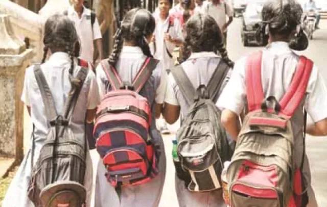 ହାଇକୋର୍ଟରେ ସ୍କୁଲ ବ୍ୟାଗ୍ ମାମଲା ଶୁଣାଣିରେ ପୂର୍ଣ୍ଣଚ୍ଛେଦ