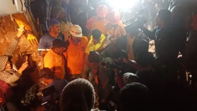 ଜୟପୁର: ଭୁଶୁଡ଼ିପଡ଼ିଥିବା କୋଠାରୁ ୧୦ ବର୍ଷିୟ ବାଳକ ଉଦ୍ଧାର ହେବା ପରେ ଡାକ୍ତରଖାନାରେ ମୃତ