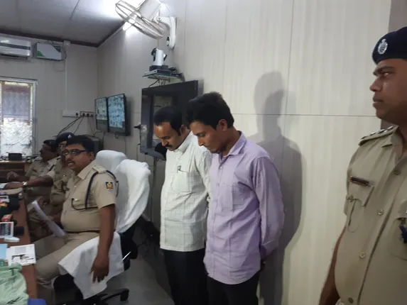 କେନ୍ଦ୍ର ସମବାୟ ବ୍ୟାଙ୍କରୁ ଗ୍ରାହକଙ୍କ ଟଙ୍କା ହଡ଼ପ ଘଟଣାରେ ୨ ଗିରଫ