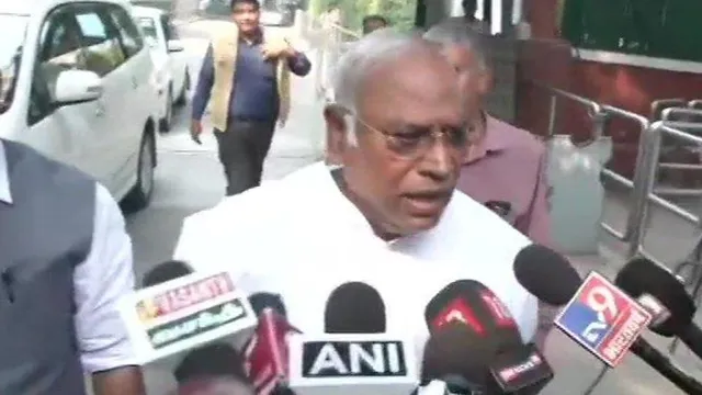 ସେନାକୁ ସମର୍ଥନ କରିବା ନିଷ୍ପତ୍ତି ବିଷୟରେ ପରାମର୍ଶ ପାଇଁ ମହାରାଷ୍ଟ୍ର ନେତାଙ୍କ ସହ ଅପରାହ୍ଣ ୪ଟାରେ ବୈଠକ କରିବ କଂଗ୍ରେସ