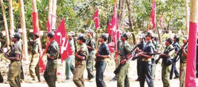 ରାୟଗଡ଼ା ସୀମାରେ ନକ୍ସଲଙ୍କ ଡେରା, ରାତି ଅଧରେ ଗାଁରେ ପଶି ଖାଇବାକୁ ମାଗୁଛନ୍ତି