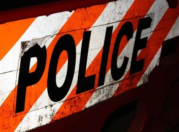 ମୋବାଇଲ ପ୍ରେମରୁ ଗଣଦୁଷ୍କର୍ମର ଶିକାର ହେଲେ ଯୁବତୀ, ତିନି ଅଭିଯୁକ୍ତ ଥାନାରେ ଅଟକ