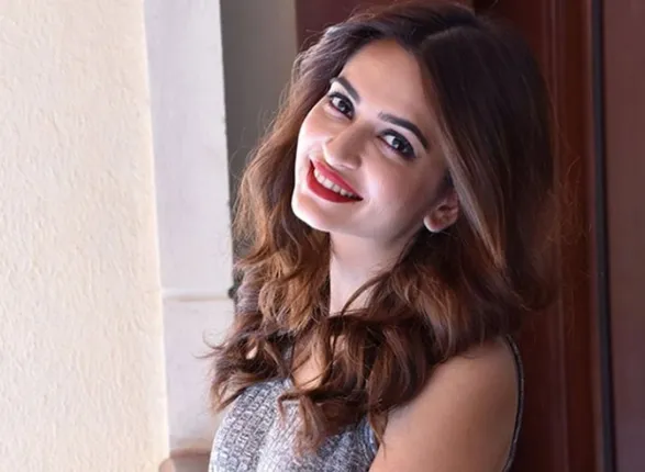 ନିଜ ନଖରା ପାଇଁ ବିଗ୍ ବି-ଇମ୍ରାନ ହାସମୀଙ୍କ ସହ କାମ କରିବାର ସୁଯୋଗ ହରାଇଲେ ଅଭିନେତ୍ରୀ କ୍ରୀତି ଖରବନ୍ଦା