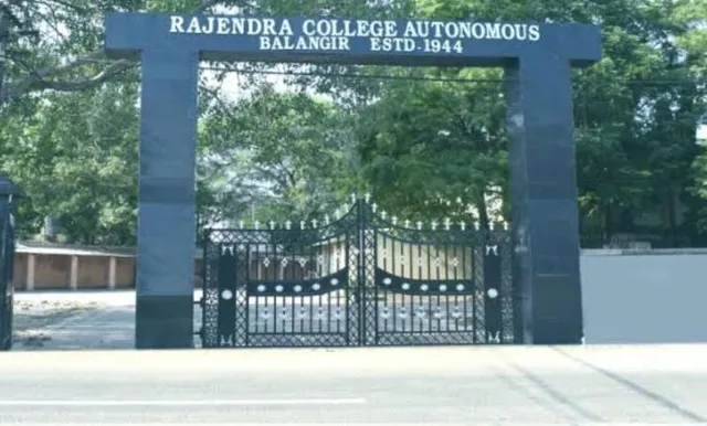 ରାଜେନ୍ଦ୍ର କଲେଜ ଚୌକିଦାରଙ୍କ ରକ୍ତାକ୍ତ ଶବ ଉଦ୍ଧାର