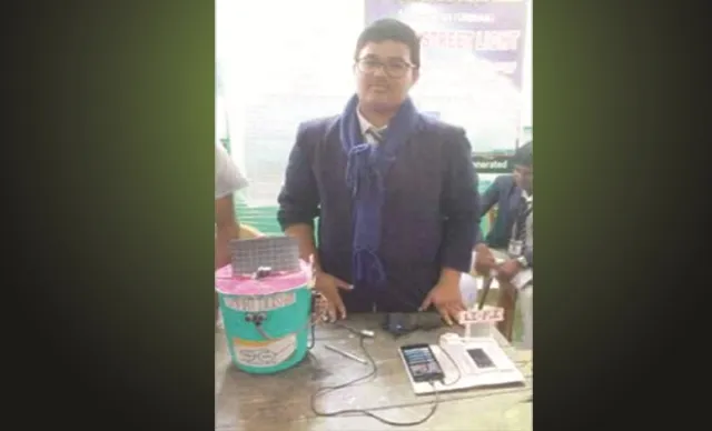 ସ୍ମାର୍ଟ ଡଷ୍ଟବିନ୍‌ ତିଆରି କଲେ ଛାତ୍ର, ଆବର୍ଜନା ଭର୍ତ୍ତି ହୋ‌ଇଗଲେ ମୋବାଇଲ୍‌କୁ ଆସିବ ମେସେଜ