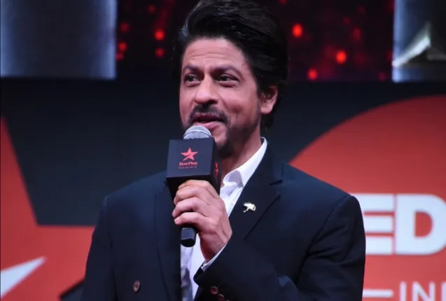 ଶାହାରୁଖ୍ ଖାନଙ୍କ ପାଇଁ ପ୍ରତି ବର୍ଷ ଜହ୍ନରେ ଜମି କିଣୁଛନ୍ତି ଅଷ୍ଟ୍ରେଲିଆର ଏହି ମହିଳା ପ୍ରଶଂସକ !