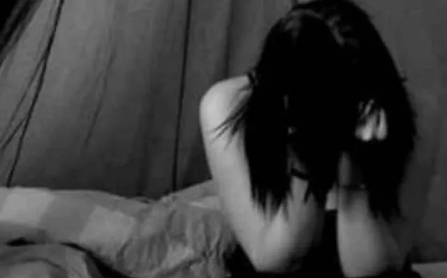 ୫ବର୍ଷ ପରେ ଜାମିନରେ ବାହାରକୁ ଆସି ପୁଣି ଥରେ ସେହି ମହିଳାଙ୍କୁ ଦୁଷ୍କର୍ମ କଲା ଅଭିଯୁକ୍ତ