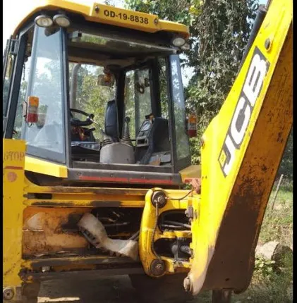 ଖେଳୁଖେଳୁ ଜେସିବି ମେସିନ୍‌ ଚାପାରେ ଚାଲିଗଲା ତିନିବର୍ଷ ଶିଶୁର ଜୀବନ