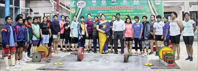 ରାଜ୍ୟ ଶକ୍ତିଉତ୍ତୋଳନ: ଅଭିଷେକ, ବିଶ୍ବଜିତଙ୍କୁ ଯୁଗଳ ସ୍ବର୍ଣ୍ଣ