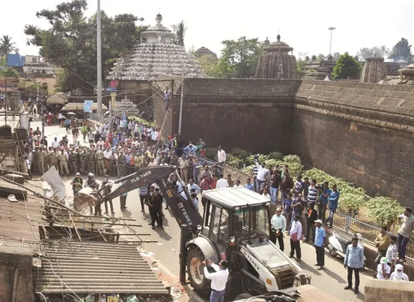 ଏକାମ୍ର ଯୋଜନା ଥଇଥାନ ଓ ସହାୟତା ପ୍ୟାକେଜକୁ ମୁଖ୍ୟମନ୍ତ୍ରୀଙ୍କ ଅନୁମୋଦନ : ସମସ୍ତ ଜମି ଶ୍ରୀଲିଙ୍ଗରାଜଙ୍କ ନାମରେ ରେକର୍ଡ ହେବ, ଜମିଦାତାଙ୍କ ନାମ ଫଳ‌କରେ ରହିବ