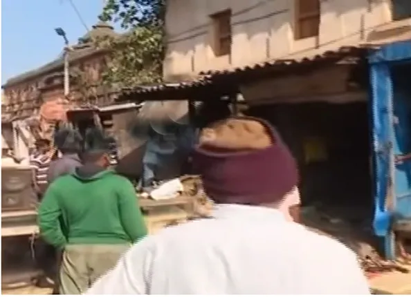 ପୁରୀ ପରେ ଶ୍ରୀଲିଙ୍ଗରାଜ ମନ୍ଦିର ଚାରିପାର୍ଶ୍ୱରେ ଜବରଦଖଲ ଉଚ୍ଛେଦ