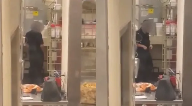 ରେସ୍ତୋରାଁର ରୋଷେଇ ଘରେ କର୍ମଚାରୀଙ୍କୁ ପରିଶ୍ରା କରୁଥିବା ସମୟରେ ଦେଖି ପକାଇଲେ ଗ୍ରାହକ, ଆଉ ତା’ପରେ...