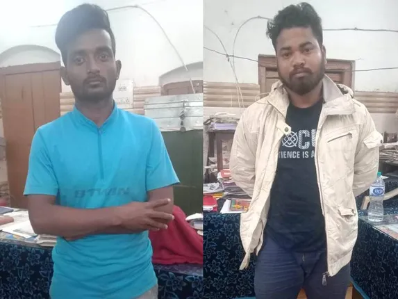 କଟକ ବଡ଼ଡାକ୍ତରଖାନାରୁ ୨ ଦଲାଲ ଗିରଫ