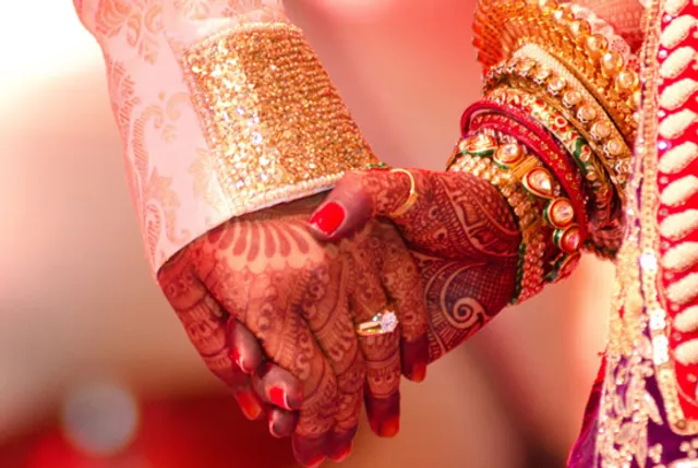 ଶାଶୂ ଘର ଲୋକଙ୍କୁ ନିଶା ଖୁଆଇ ନବ ବିବାହିତା ଫେରାର୍‌