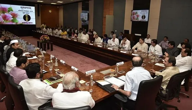 ଉଦ୍ଧବ ସରକାରରେ ୩୬ ନୂଆ ମନ୍ତ୍ରୀ ଅଜିତ ଉପମୁଖ୍ୟମନ୍ତ୍ରୀ, ଆଦିତ୍ୟ ମନ୍ତ୍ରୀ