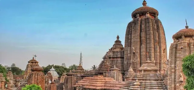 ଭାଙ୍ଗିବନି ପରଂପରା: ଲକ୍‌ଡାଉନ୍ ନିୟମ ମାନି ୨୭ରେ ପାଳନ ହେବ ପ୍ରଭୁ ଶ୍ରୀଲିଙ୍ଗରାଜଙ୍କ ଶୀତଳ ଷଷ୍ଠୀ ଯାତ୍ରା