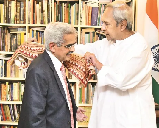 ମୁଖ୍ୟମନ୍ତ୍ରୀଙ୍କୁ ସାକ୍ଷାତ କଲେ ଆର୍‌ବିଆଇ ଗଭର୍ଣ୍ଣର ଶକ୍ତିକାନ୍ତ ଦାସ