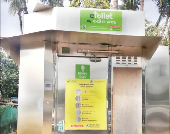 ବାହାରେ ଶୌଚ କଲେ ତଣ୍ଡ ଗଣିବାକୁ ତାଗିଦ, ଶୌଚାଳୟ ସଜାଡ଼ିବାକୁ କୁନ୍ଥକୁନ୍ଥ