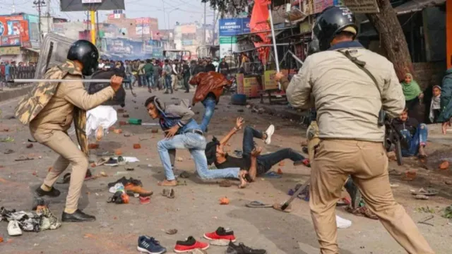 ନାଗରିକତା ସଂଶୋଧନ ଆଇନ ନେଇ ହିଂସା ଜାରି, ୟୁପିରେ ମୃତ୍ୟୁସଂଖ୍ୟା ୧୬ ଛୁଇଁଲା, ୭୦୫ ଗିରଫ