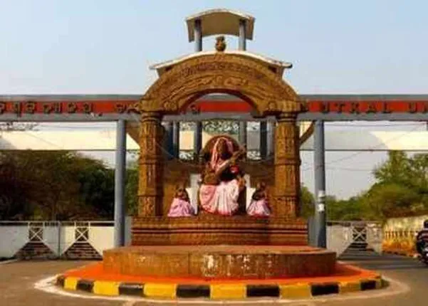 ସେଲ୍‌ଫ ଫାଇନାନ୍ସିଂ କୋର୍ସରେ ଉତ୍କଳ ବିଶ୍ବବିଦ୍ୟାଳୟରୁ ସର୍ବାଧିକ କ୍ୟାମ୍ପସ ନିଯୁକ୍ତି