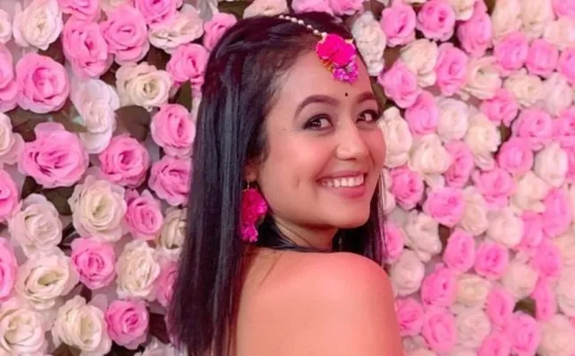 ଆଜି ମୋର ବାହାଘର! କିଛି ଏଭଳି କହି ନିଜ ପ୍ରଶଂସକଙ୍କୁ ଚମକାଇଲେ ନେହା କକ୍କର