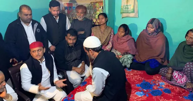 ସିଏଏ ବିରୋଧରେ ଆନ୍ଦୋଳନ କରୁଥିବା ସମୟରେ ପୁଲିସ ଗୁଳିରେ ପ୍ରାଣ ହରାଇଥିବା ଆନ୍ଦୋଳନକାରୀଙ୍କୁ ଆମେ ୫ଲକ୍ଷ ଟଙ୍କା ଲେଖାଏଁ ଦେବୁ :ଅଖିଳେଶ