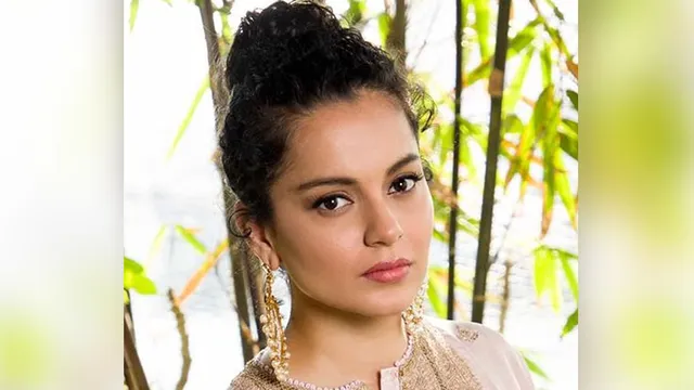 ଏଲନ ମସ୍କଙ୍କୁ କଙ୍ଗନାଙ୍କ ପରାମର୍ଶ: ଆଧାର କାର୍ଡ ଥିବା ବ୍ୟକ୍ତିଙ୍କୁ ବ୍ଲୁ ଟିକ୍ ମିଳୁ