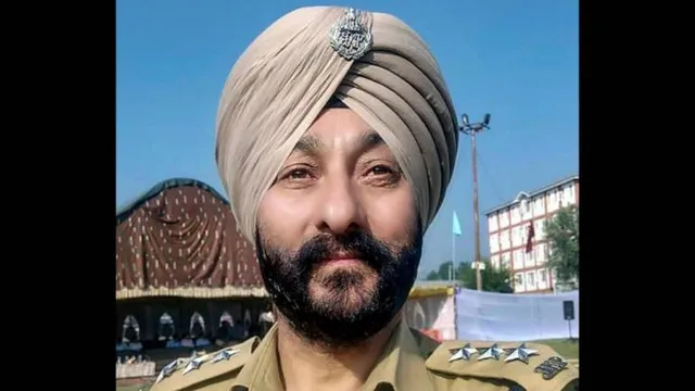 ୧୫ ଦିନ ପାଇଁ ଏନ୍‌ଆଇଏ ରିମାଣ୍ଡରେ ଗଲେ ଜମ୍ମୁ- କଶ୍ମୀରର ନିଲମ୍ବିତ ଡିଏସ୍‌ପି ଦଭିନ୍ଦର ସିଂହ