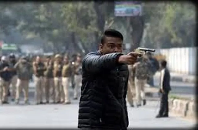 ଜାମିଆ ଛାତ୍ରଙ୍କ ଉପରକୁ ଗୁଳି ଚଳାଇଥିବା ଯୁବକ ବିରୋଧରେ ଦୃଢ଼ କାର୍ଯ୍ୟାନୁଷ୍ଠାନ ନେବାକୁ ଦିଲ୍ଲୀ ପୁଲିସକୁ ନିର୍ଦ୍ଦେଶ ଦେଲେ ସ୍ୱରାଷ୍ଟ୍ର ମନ୍ତ୍ରୀ ଶାହା