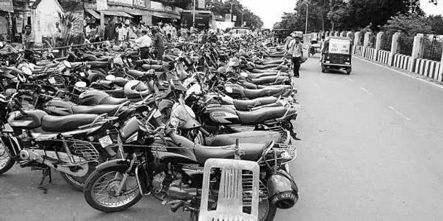 ଜବରଦଖଲମୁକ୍ତ ହେଲା ରାଜମହଲ-ଏଜି ରାସ୍ତା, ପୁଣି ଜବରଦଖଲ କଲେ ୧୦ହଜାର ଜରିମାନା